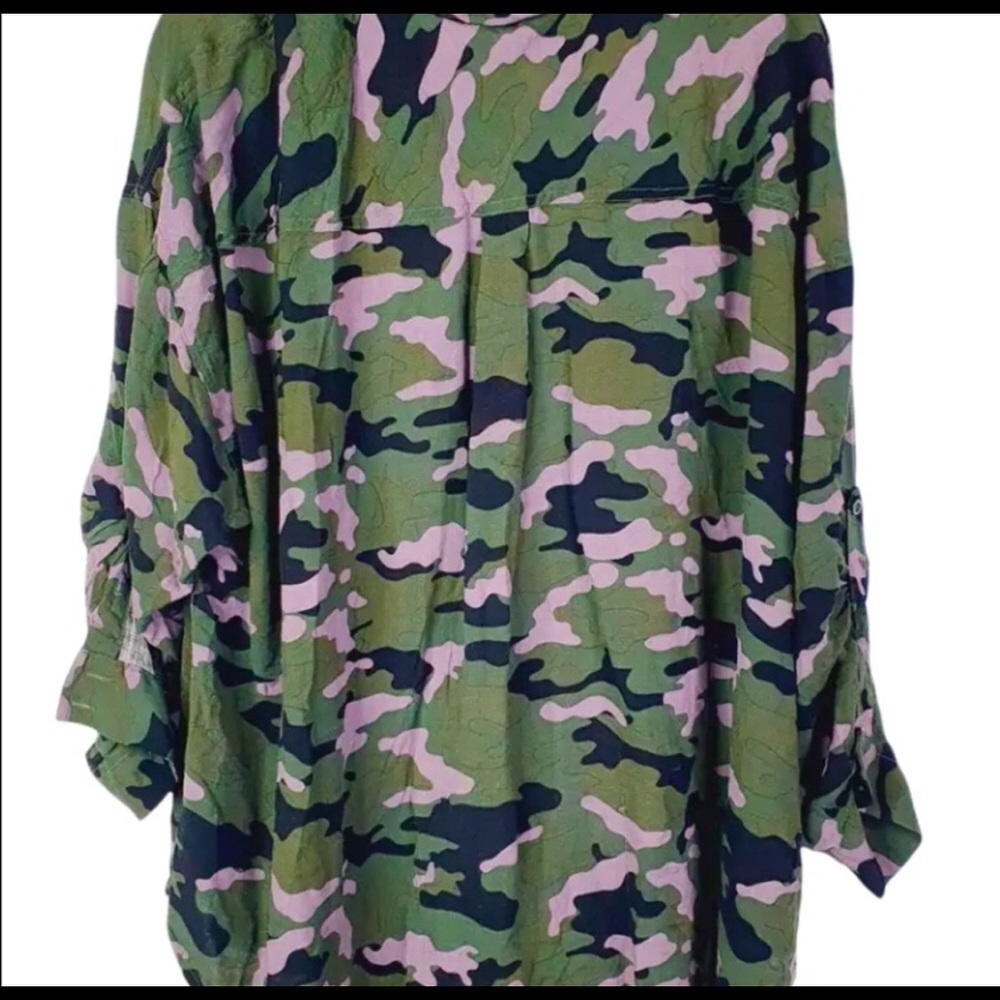 Torrid-Like New! Sz 3 lavender camo - Picture 5 of 5